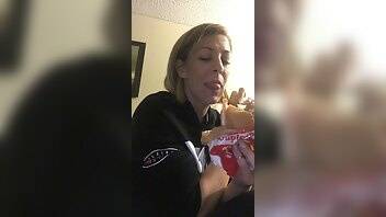 Leahluvxxx-06-06-2018-2506084-i swear to you i love in-n-out burgers if you haven t ha xxx onlyfa... on adultfans.net