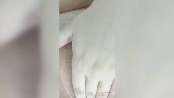 Lucyjunecam i got my nails done and took this lil video almos (1) onlyfans leaked on adultfans.net