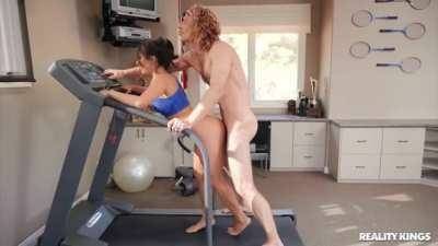 Tru Kait on the treadmill on adultfans.net