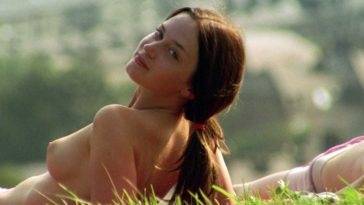 Emily Blunt, Natalie Press Nude 13 My Summer of Love (8 Pics + GIF & Video) on adultfans.net
