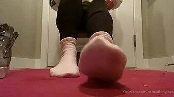 Beneathmytoes so cold outside so warm in my these shoes onlyfans  video on adultfans.net