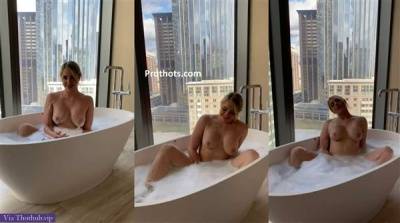 Courtney Tailor Nude Masturbating Bathtub Nude Video - jizzy.org