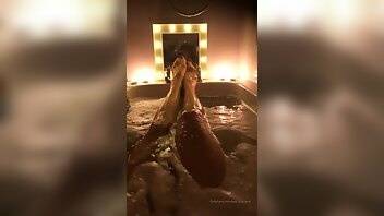 Jess scotland bath time footfetish onlyfans leaked video on adultfans.net