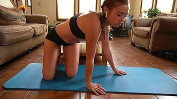Brandibraids yoga stretch in nike pro spandex xxx video on adultfans.net