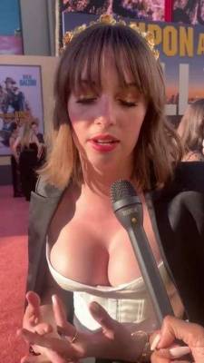 Maya Hawke's tits ready to pop out on adultfans.net