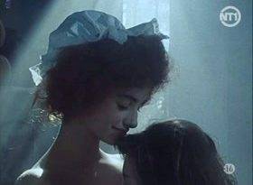 Penélope Cruz 13 Série rose.Elle et lui (1991) Sex Scene on adultfans.net