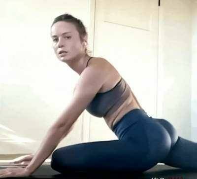 Just wanna pound Brie Larson's ass with no mercy on adultfans.net