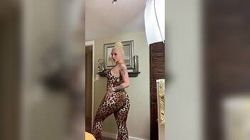 Alexis andrews xxx punishing you with my farts xxx video on adultfans.net