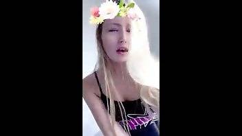 Scarlett Sage sneezes premium free cam snapchat & manyvids porn videos on adultfans.net