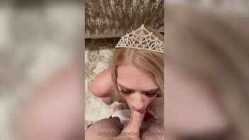 Sexyhotwifey the queen who wears the crown part 1 on adultfans.net