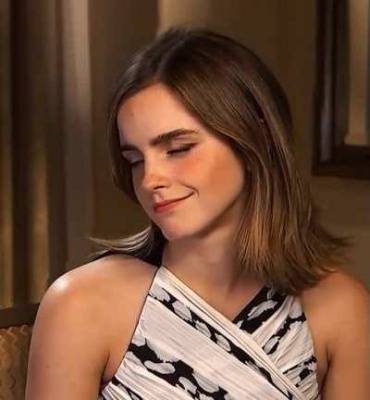 When you Compliment Emma Watson's Beauty and Tell her that you Want to Fuck her Aggressively. on adultfans.net