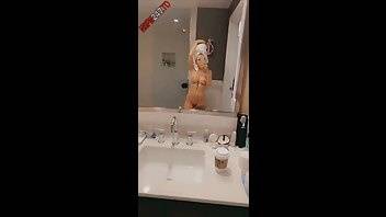 Layna boo shower snaps undressing in car snapchat premium xxx porn videos on adultfans.net