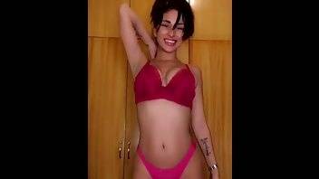 Shay Laren shows a figure premium free cam snapchat & manyvids porn videos on adultfans.net