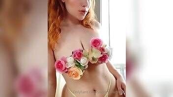 Yourlittleredhead flower power likes tips are appreciated xxx onlyfans porn videos on adultfans.net