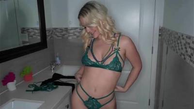 Ask Stranger To Wife A Creampie On St Paddys Day on adultfans.net