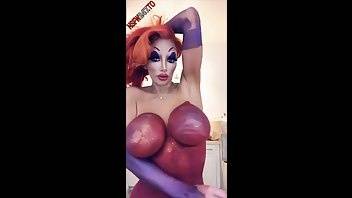 Nicolette shea halloween outfit tease snapchat xxx porn videos on adultfans.net