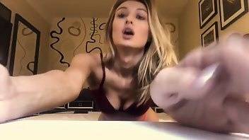 Natalia Starr krasuktsya in front of the camera premium free cam snapchat & manyvids porn videos on adultfans.net