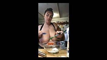 Lee Anne minutes bra cooking cocumber blowjob snapchat free on adultfans.net