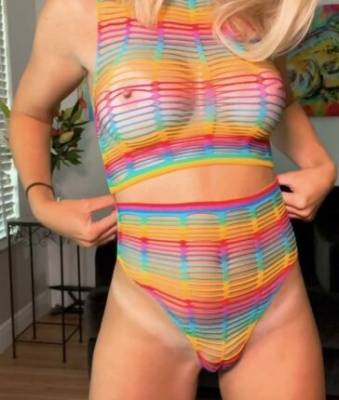 Vicky Stark Colorful Crochet Outfit Try On Onlyfans Video  on adultfans.net