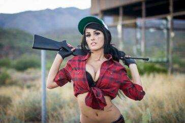 SSSniperWolf Sexy Cosplay Pictures on adultfans.net