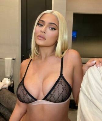 Kylie Jenner Sheer See Through Lingerie Nip Slip Set Leaked - Usa on adultfans.net