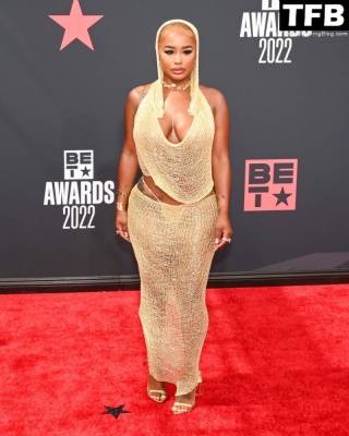 DreamDoll Shows Off Her Sexy Boobs & Booty at the 2022 BET Awards in LA on adultfans.net