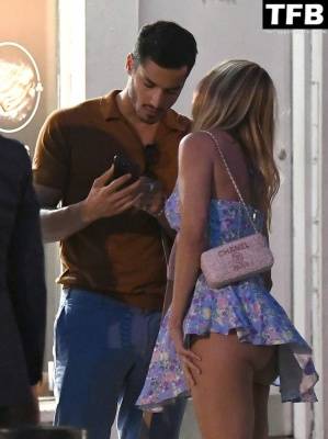 Kimberley Garner Flashes Her Sexy Butt in Notting Hill on adultfans.net