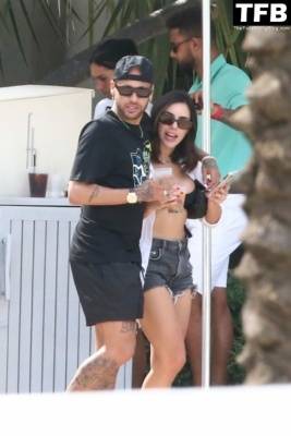 Bruna Marquezine & Neymar Jr. Have a Moment at the Fontaneabluea Resort in Miami Beach on adultfans.net