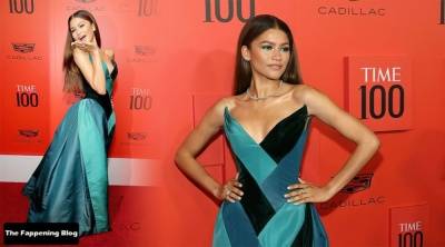 Zendaya Poses in a Blue Strapless Dress for the 2022 TIME100 Gala in NYC on adultfans.net