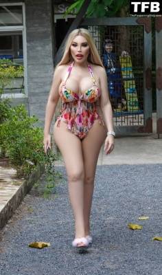 Jessica Alves Shows Off Her Enhanced Body as She Enjoys a Sunny Holiday in Thailand - Thailand on adultfans.net