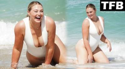 Iskra Lawrence Displays Her Curves on the Beach in Miami on adultfans.net