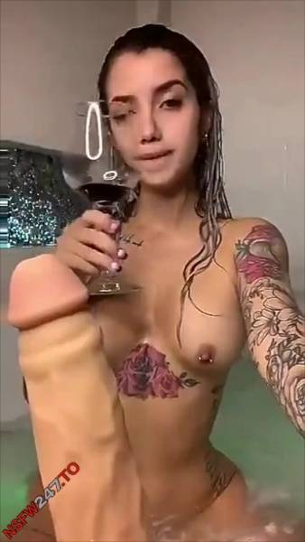 Agata Ruiz bathtub tease & dildo blowjob snapchat premium xxx porn videos on adultfans.net