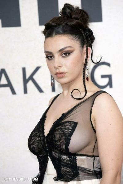 Charli Xcx Nude Celeb - Celebrities  Nude Photos on adultfans.net