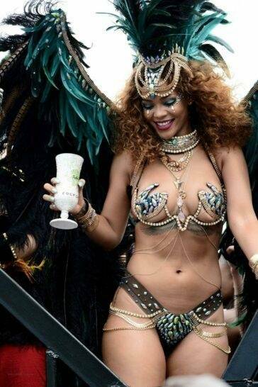 Rihanna Bikini Festival Nip Slip Photos Leaked - Barbados on adultfans.net