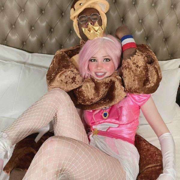 Belle Delphine Twomad Donkey Kong  Photos  - Britain on adultfans.net