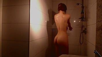 MissAlice_94 Voyeur ASMR Style Bathroom Routine MFC, MyFreeCams Shower on adultfans.net