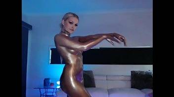 AlicexMaia MFC nude cam videos on adultfans.net