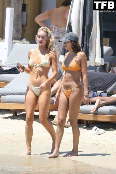 Kyra Transtrum Enjoys the Beach with Maddie Young on adultfans.net