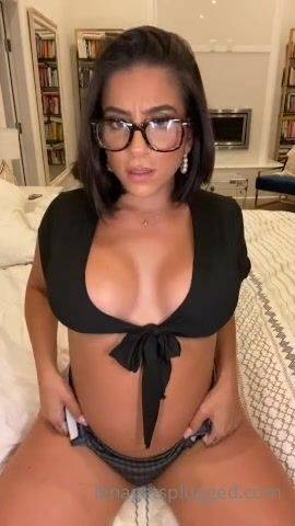 Lenatheplugxxx Pregnant Blowjob OnlyFans - 08 September 2020 - I caught you breaking some rules in the office on adultfans.net