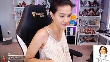 Cincinbear ? titty slip on stream ? Twitch thot recently banned on adultfans.net
