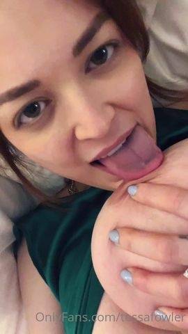 Tessa Fowler - 29 June 2022 - Licking Titties on adultfans.net
