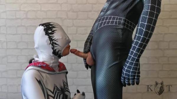 Gwen stacy venom throat fucked cosplay gagging and spitting on adultfans.net
