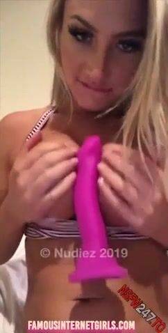 Emily Knight Nude Anal Masturbation Snapchat Video on adultfans.net