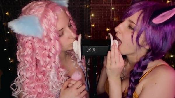AftynRose ASMR Twin Ear Licking Patreon Video on adultfans.net