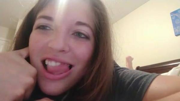 Lisa ASMR Tongue Swirling & Teeth Licking Video Leaked! - leaknud.com