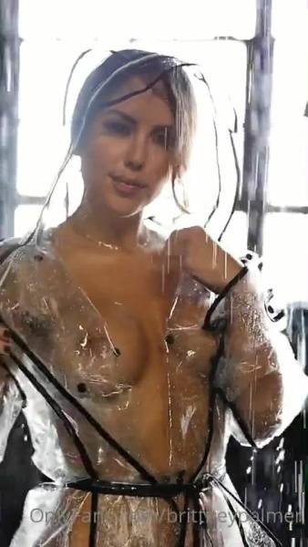 Brittney Palmer Nude Teasing in Raincoat Video Leaked on adultfans.net
