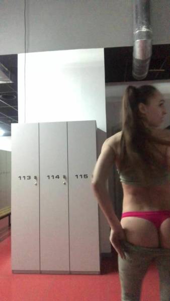 Angela_ride Flashing you at gym s changing room on adultfans.net