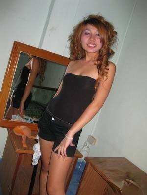 Cute Thai girl with a shaved pussy takes a shower before sex with a Farang - Thailand on adultfans.net