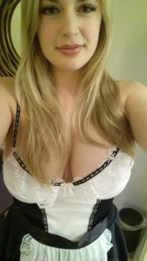 Big assed blonde amateur Danielle takes candid selfies all around the world on adultfans.net