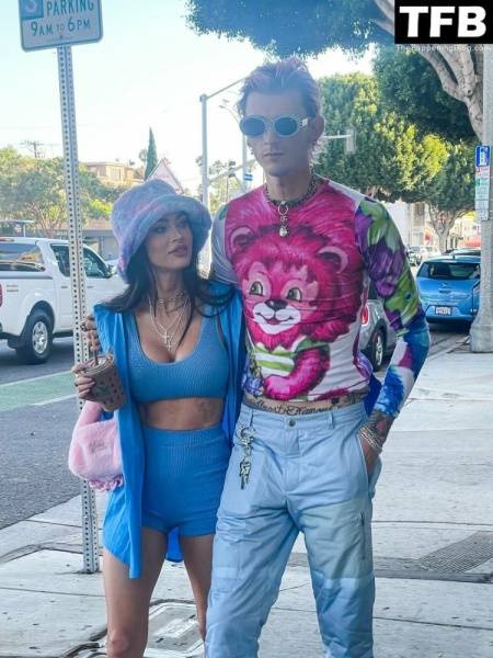 Megan Fox & Machine Gun Kelly Cozy Up Together in Brentwood on adultfans.net